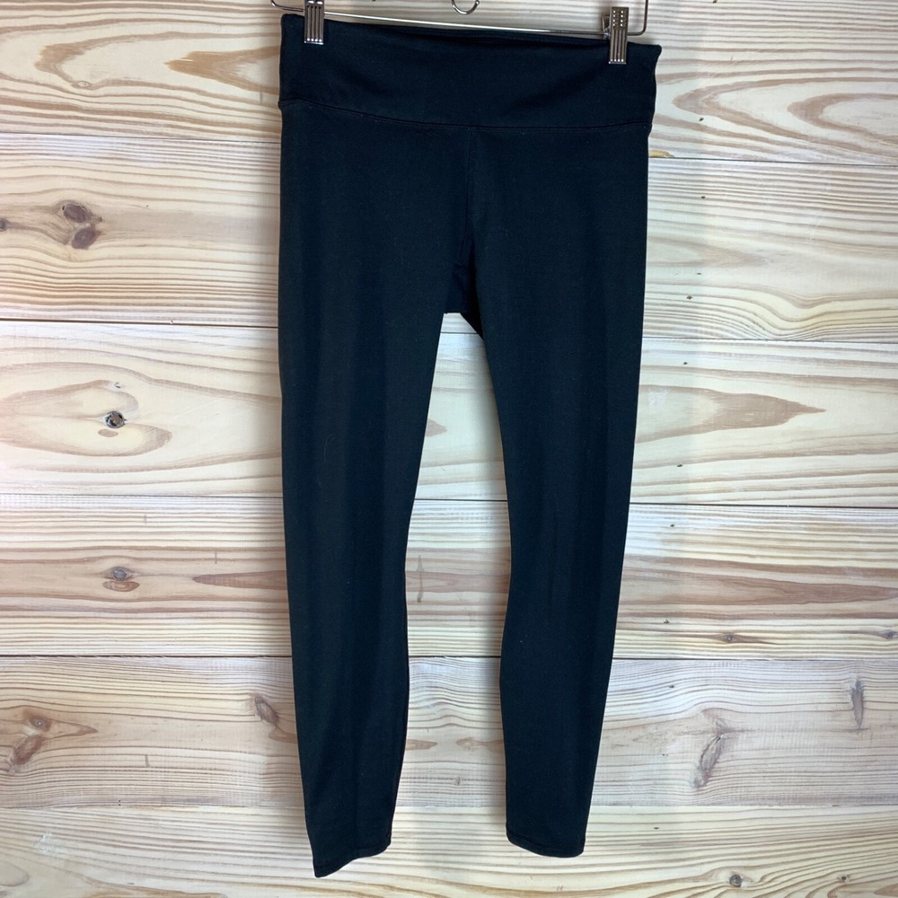 Fabletics Yoga Pants Women Small Black Mid Rise Crop Workout